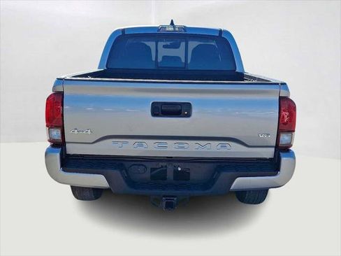 Certified 2022 Toyota Tacoma SR image 7