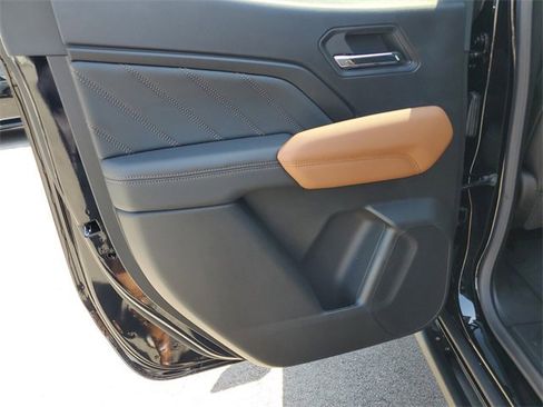 New 2025 GMC Canyon AT4 w/ Nightfall Edition image 22