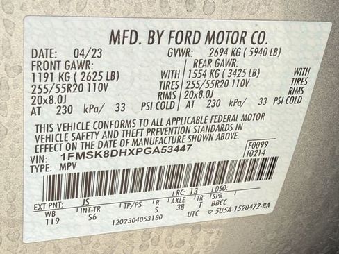 Used 2023 Ford Explorer XLT w/ Equipment Group 202A AWD/4WD image 34