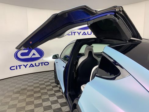 Used 2017 Tesla Model X 75D image 29