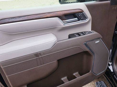 New 2026 GMC Sierra 2500 SLT w/ SLT Premium Package image 10