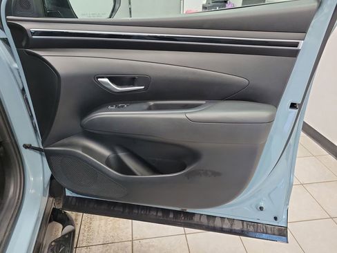 Used 2023 Hyundai Santa Cruz SEL Premium image 19