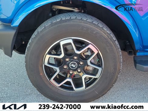 Used 2024 Ford Bronco Outer Banks AWD/4WD image 5