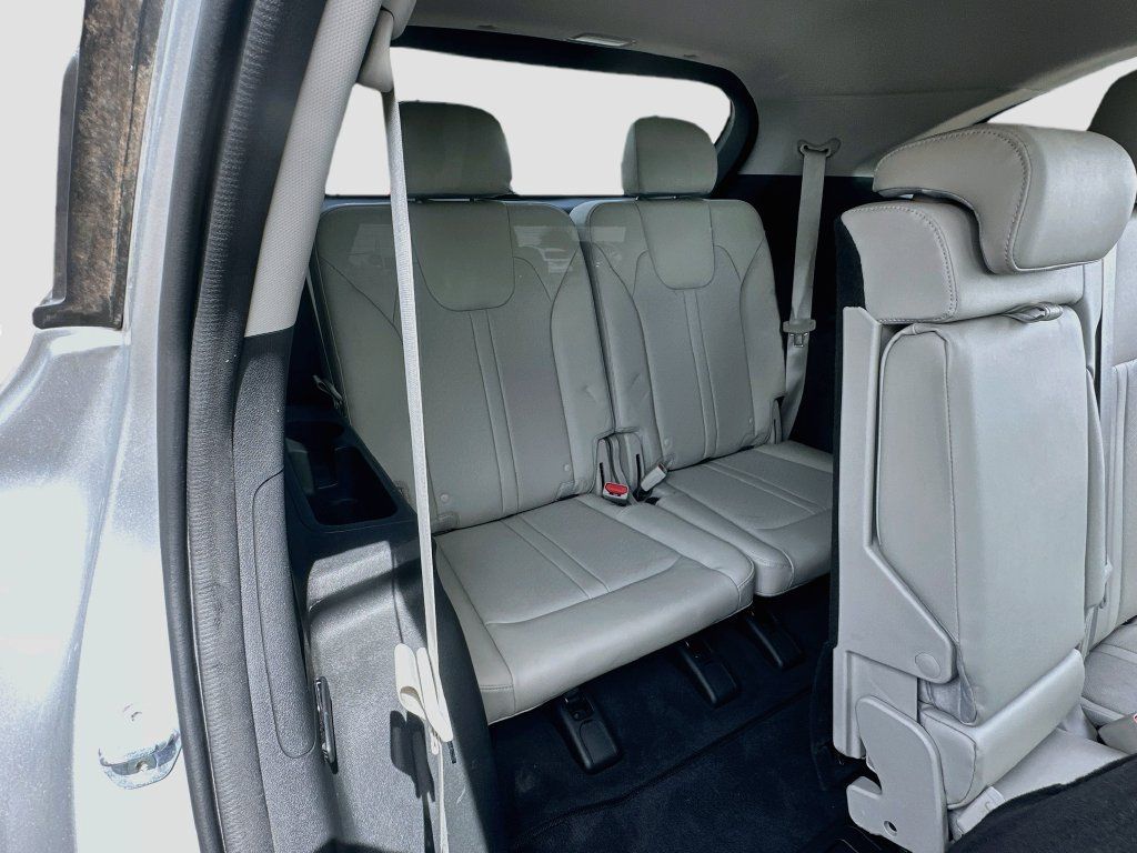 Certified 2022 Kia Sorento S FWD image 26
