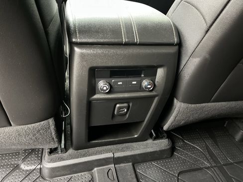 Certified 2023 Chevrolet Traverse LT w/ LPO, Floor Liner Package AWD/4WD image 12