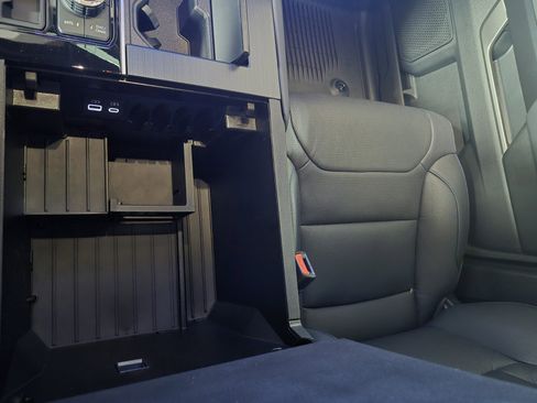 New 2026 Toyota Tundra Platinum AWD/4WD image 29
