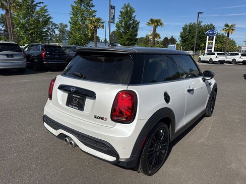 Used 2024 MINI Cooper S FWD image 6