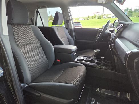 Used 2024 Toyota 4Runner TRD Off-Road image 19