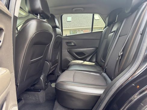 Used 2019 Chevrolet Trax LT w/ LT Convenience Package AWD/4WD image 20
