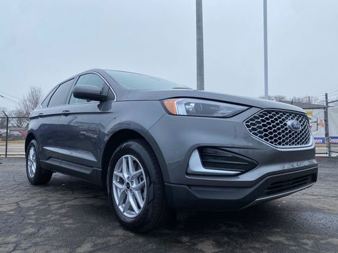 Used 2024 Ford Edge SEL image 30
