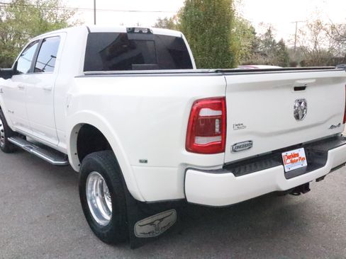 Used 2024 RAM 3500 Limited w/ Towing Technology Group AWD/4WD image 9