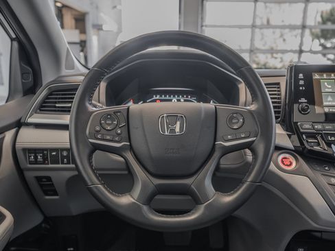 Used 2024 Honda Odyssey EX-L image 9