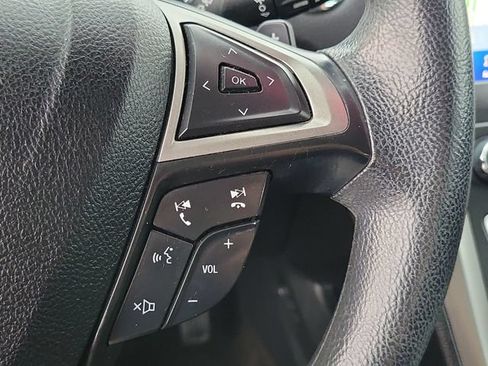 Used 2020 Ford Fusion SE AWD/4WD image 16