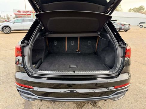 Used 2019 Audi Q3 2.0T Premium Plus w/ Premium Plus Package image 16