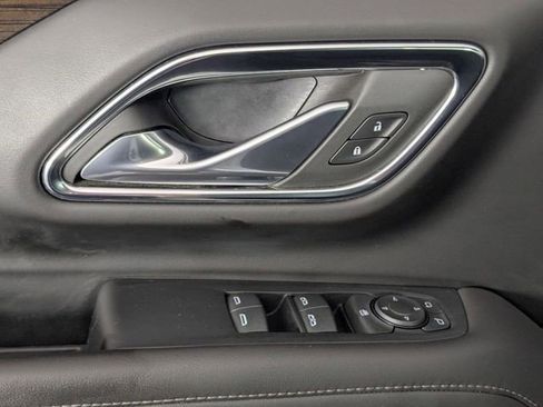 Certified 2023 GMC Yukon XL SLE w/ Gmc Pro Safety Plus Package image 10