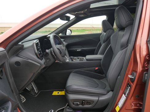 Certified 2024 Lexus RX 500h F Sport image 18