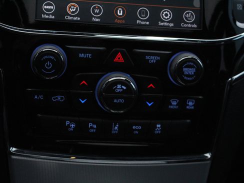 Used 2020 Jeep Grand Cherokee SRT w/ Trailer Tow Group IV image 33