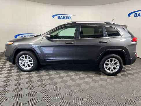 Used 2014 Jeep Cherokee Latitude w/ Cold Weather Group AWD/4WD image 2