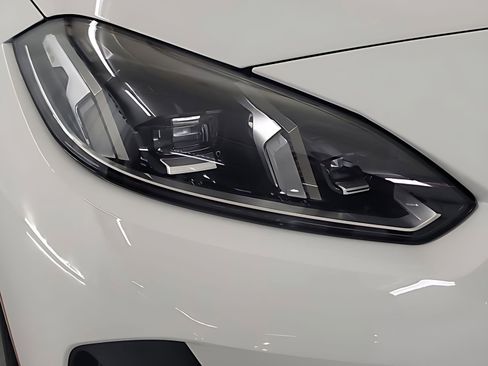 Used 2025 BMW 228i xDrive w/ Premium Package image 20