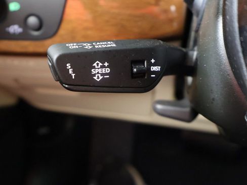 Used 2023 Audi A4 2.0T Premium w/ Convenience Package AWD/4WD image 40