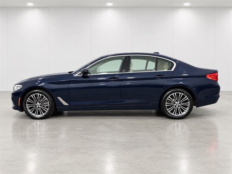 Used 2020 BMW 530i xDrive w/ Convenience Package AWD/4WD image 2