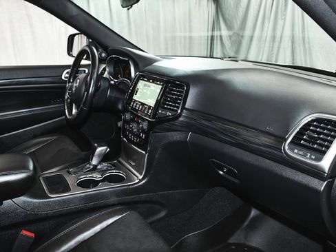 Used 2021 Jeep Grand Cherokee Laredo X image 48