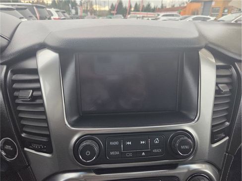 Used 2017 Chevrolet Tahoe Premier image 18