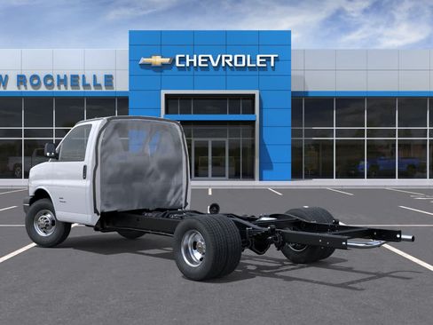 New 2025 Chevrolet Express 3500 w/ Power Convenience Package RWD image 3