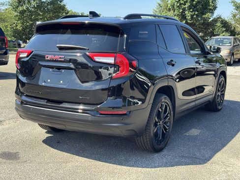 Used 2022 GMC Terrain SLE w/ Driver Convenience Package AWD/4WD image 6