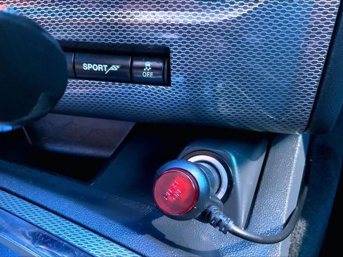 Used 2014 Dodge Challenger R/T w/ Blacktop Package RWD image 33