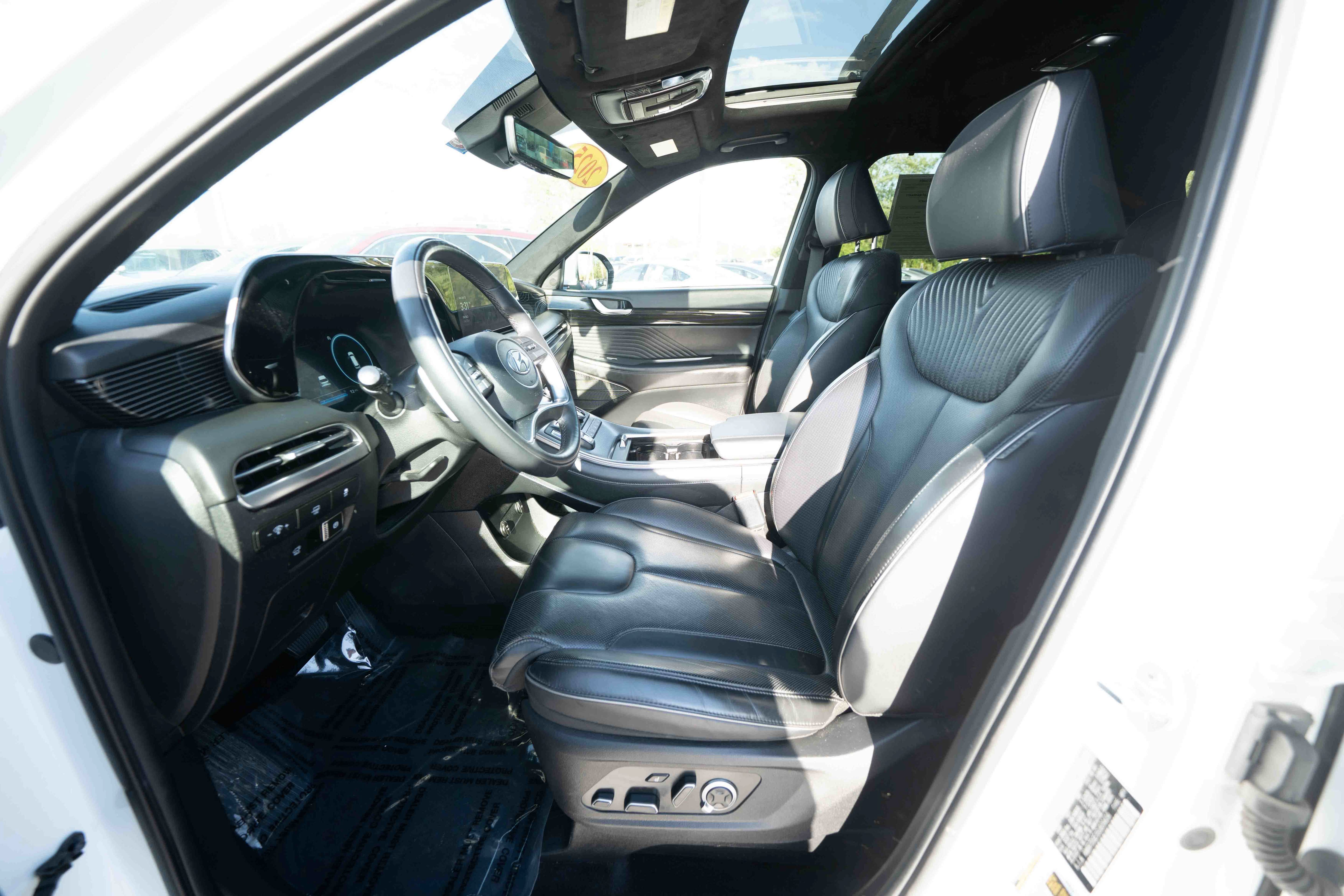 Used 2025 Hyundai Palisade Calligraphy AWD/4WD image 9