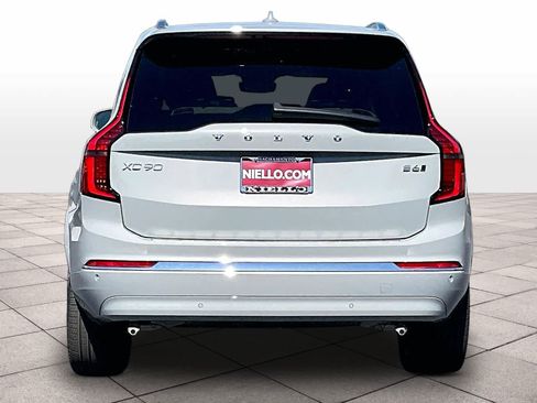 New 2027 Volvo XC90 B6 Plus AWD/4WD image 6