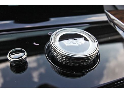 New 2025 Cadillac Escalade Sport Platinum w/ LPO, ONYX Package image 20