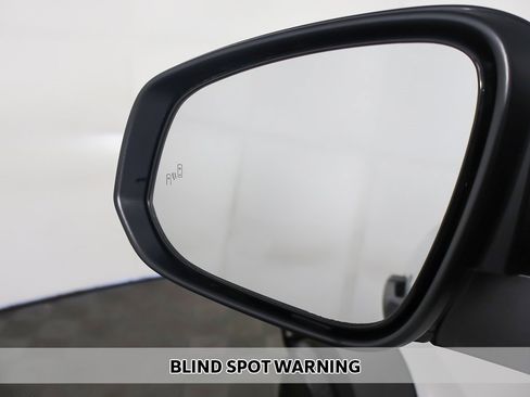 Used 2025 Toyota 4Runner TRD Off-Road image 4