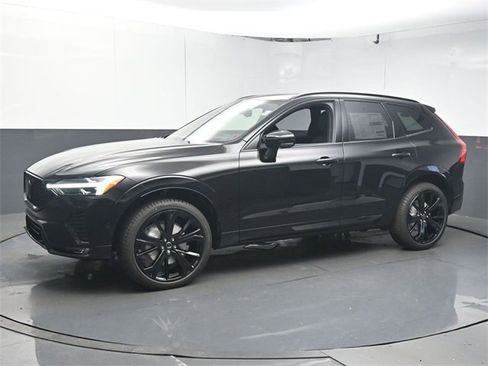 New 2026 Volvo XC60 B5 Ultra w/ Protection Package Premier image 4