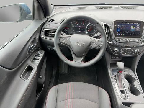 Used 2024 Chevrolet Equinox RS FWD image 11
