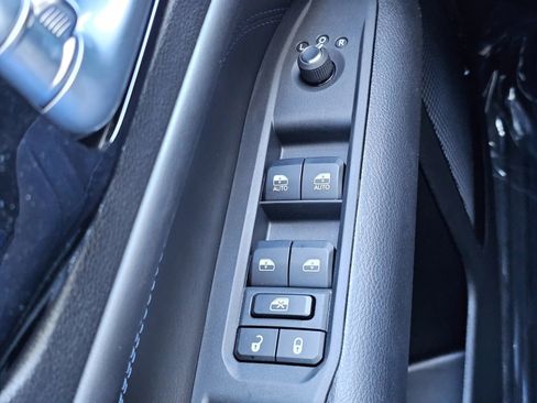 New 2026 Jeep Compass Latitude image 18