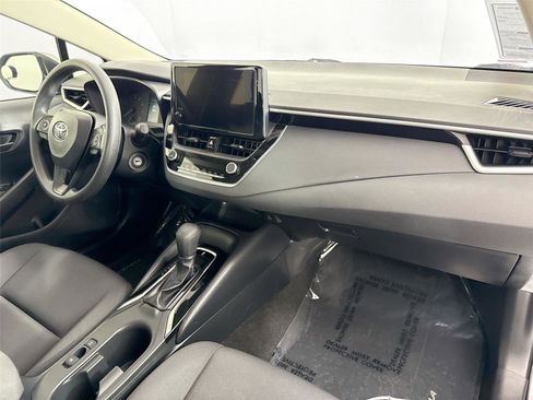 Certified 2023 Toyota Corolla LE image 42