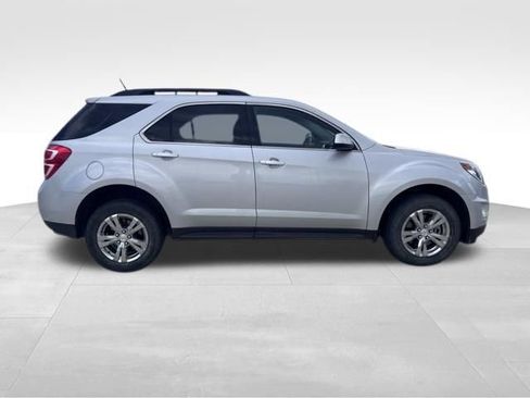 Used 2016 Chevrolet Equinox LT w/ Convenience Package image 8