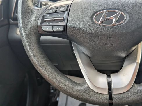 Used 2019 Hyundai Elantra SE w/ Cargo Package FWD image 28