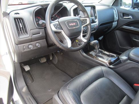 Used 2015 GMC Canyon SLT image 15