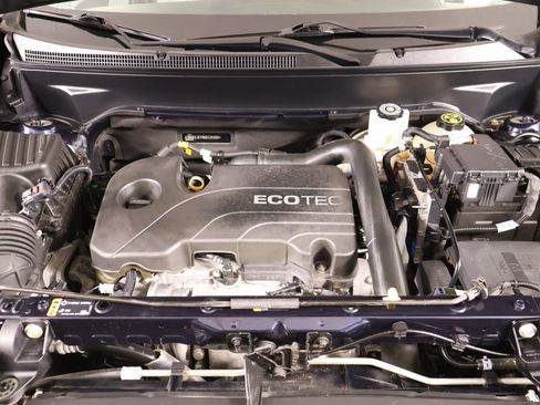 Used 2021 Chevrolet Equinox LT w/ LPO, Floor Liner Package FWD image 18