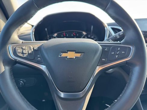 Used 2023 Chevrolet Equinox LT FWD image 16