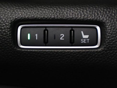 Used 2021 Honda Accord EX-L image 34