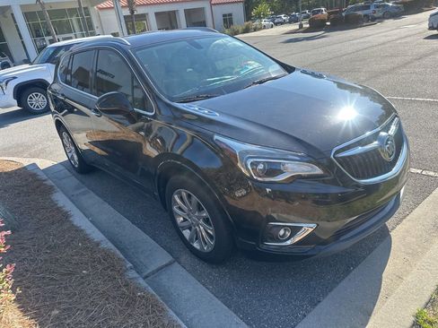 Used 2020 Buick Envision Essence FWD image 2