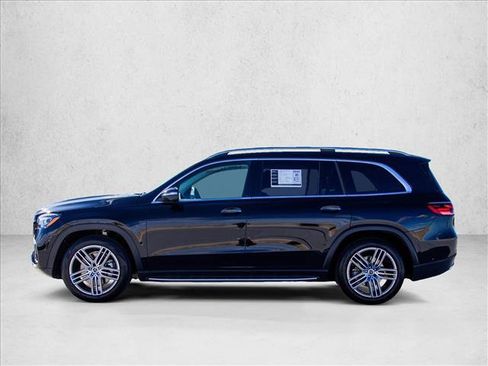 Certified 2025 Mercedes-Benz GLS 450 4MATIC image 8