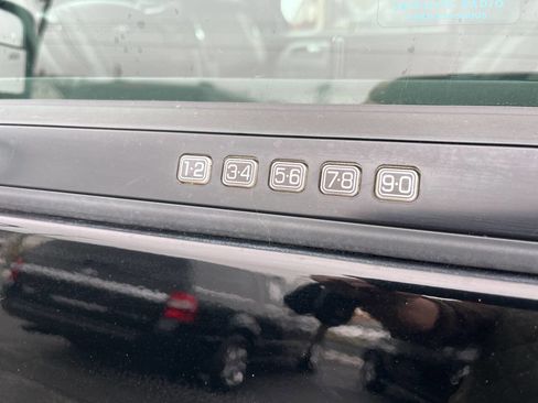 Used 2012 Ford Expedition XLT image 14