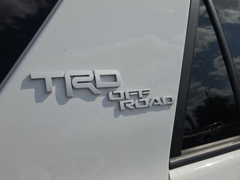 Certified 2024 Toyota 4Runner TRD Off-Road Premium w/ Moonroof Package AWD/4WD image 5