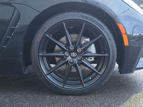 New 2026 Toyota GR86 Premium image 9