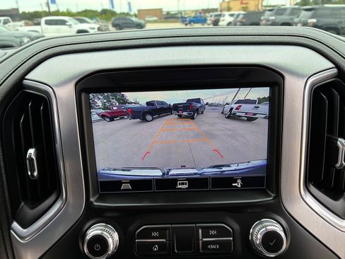 Used 2021 GMC Sierra 1500 SLT w/ SLT Convenience Package AWD/4WD image 23